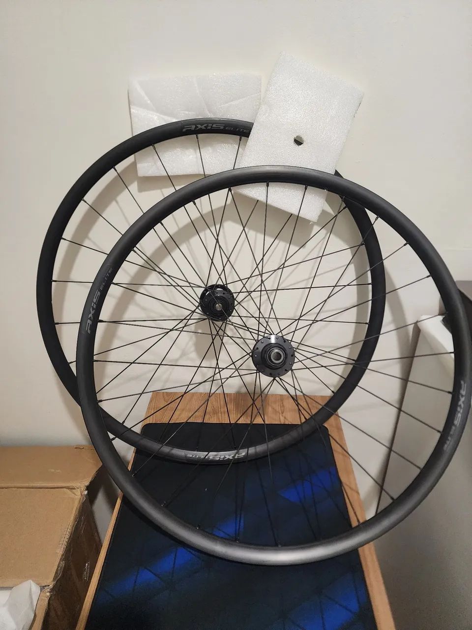 Rodas Axis Elite disc 700 - Specialized