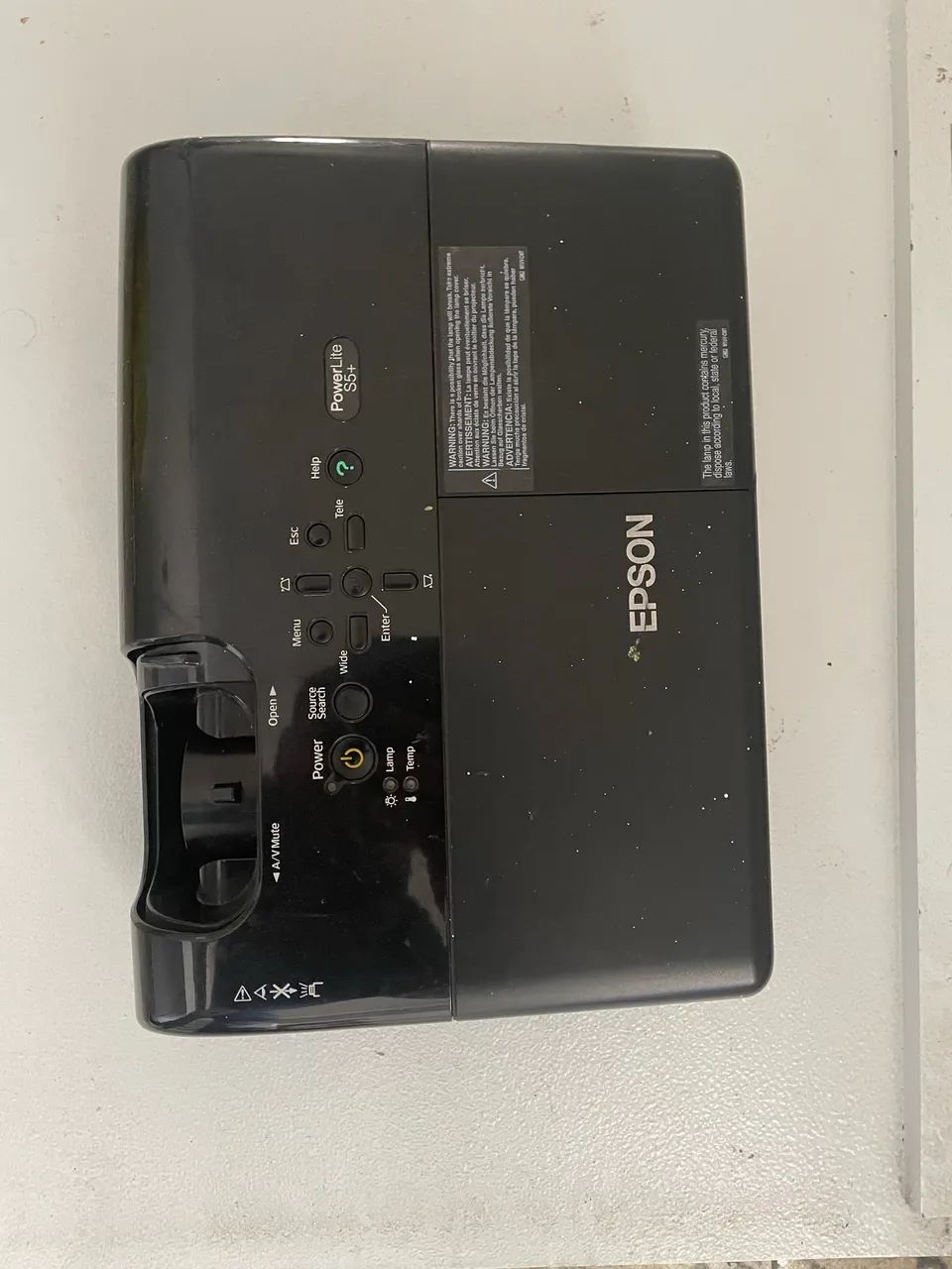 Projetores Epson e Sayno com defeitos, valor a unidade 