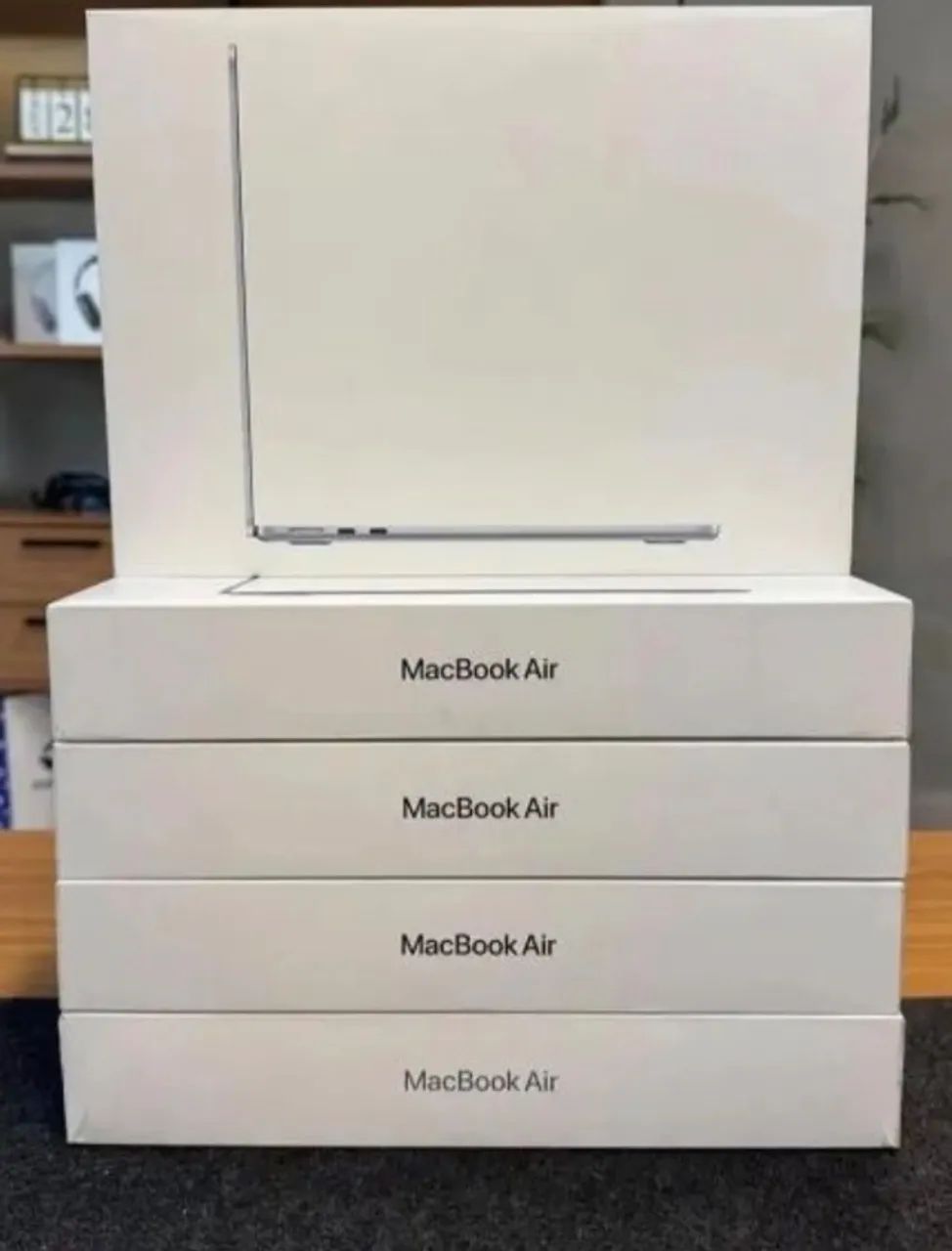 MacBook Air M5 - SKY BLUE