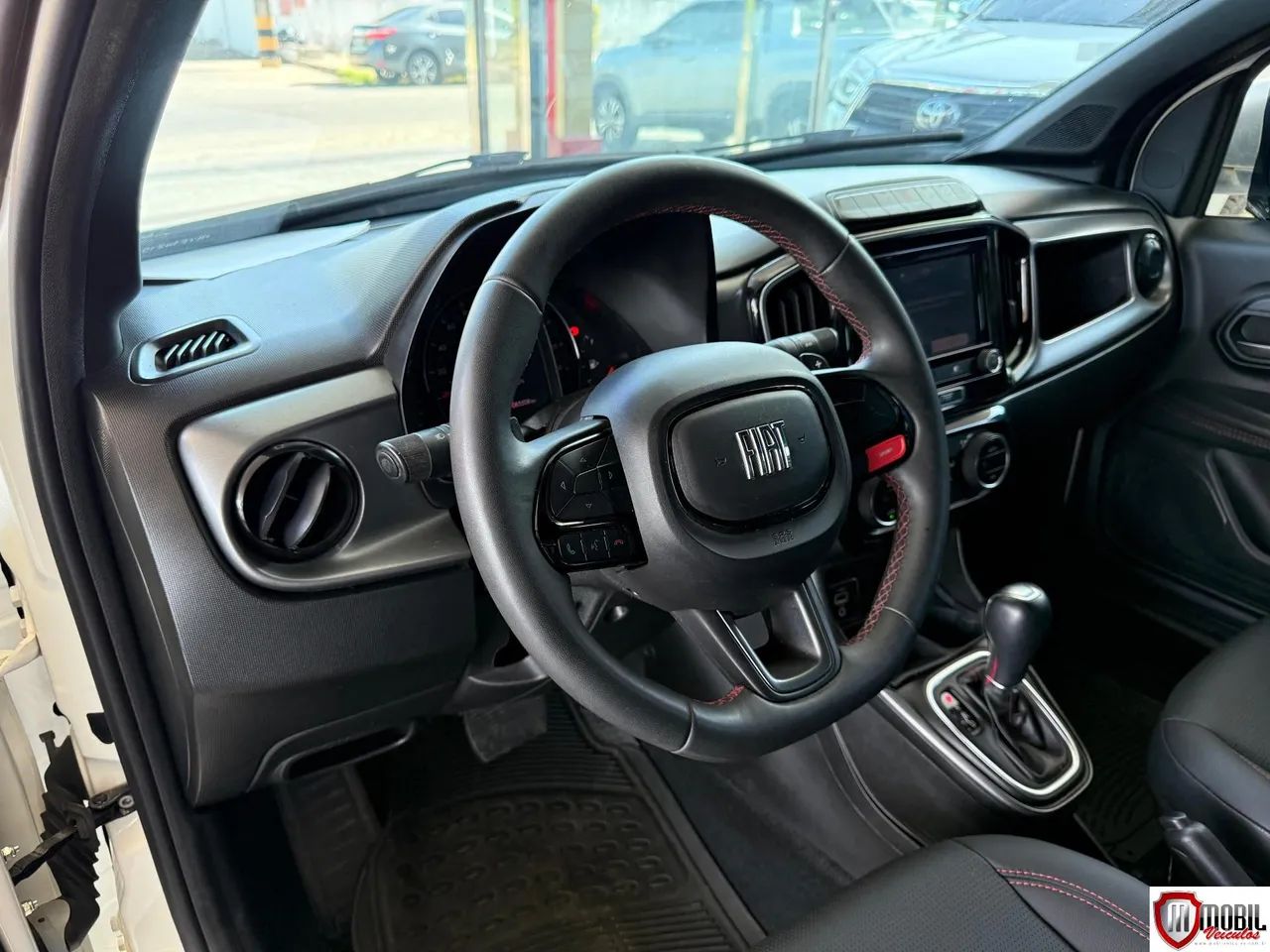 Fiat Strada Ultra 1.0 Flex Turbo CD Aut. 2024 - Foto 4