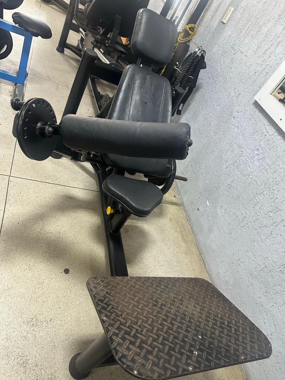 maquina de elevacao pélvica  - Foto 2