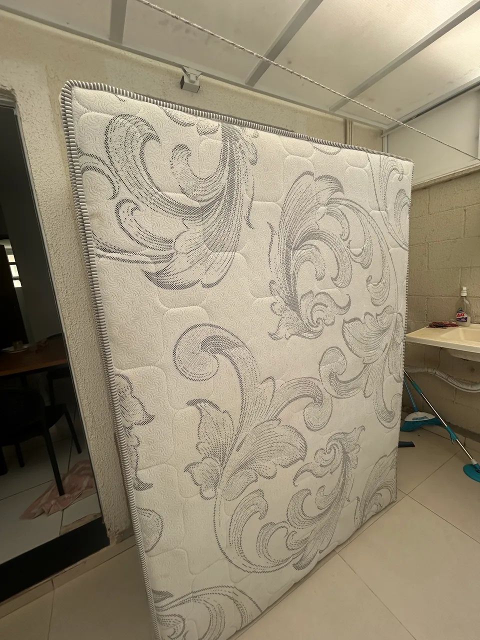 Cama Box Novinha Completa Com Colchão 100% Macio