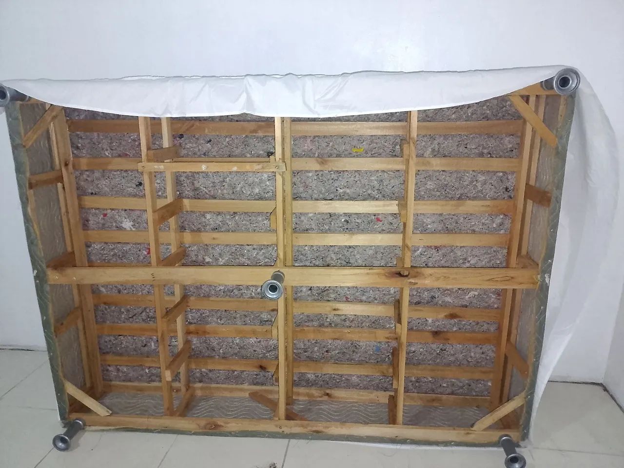 Vendo cama box de casal  - Foto 2