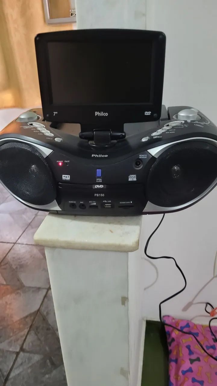 Radio philco com DVD