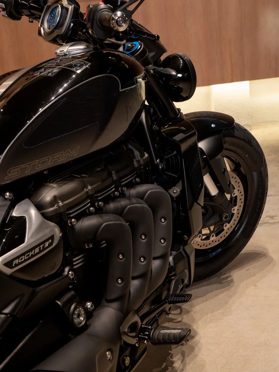 TRIUMPH ROCKET 3 STORM R 2025 - Foto 3