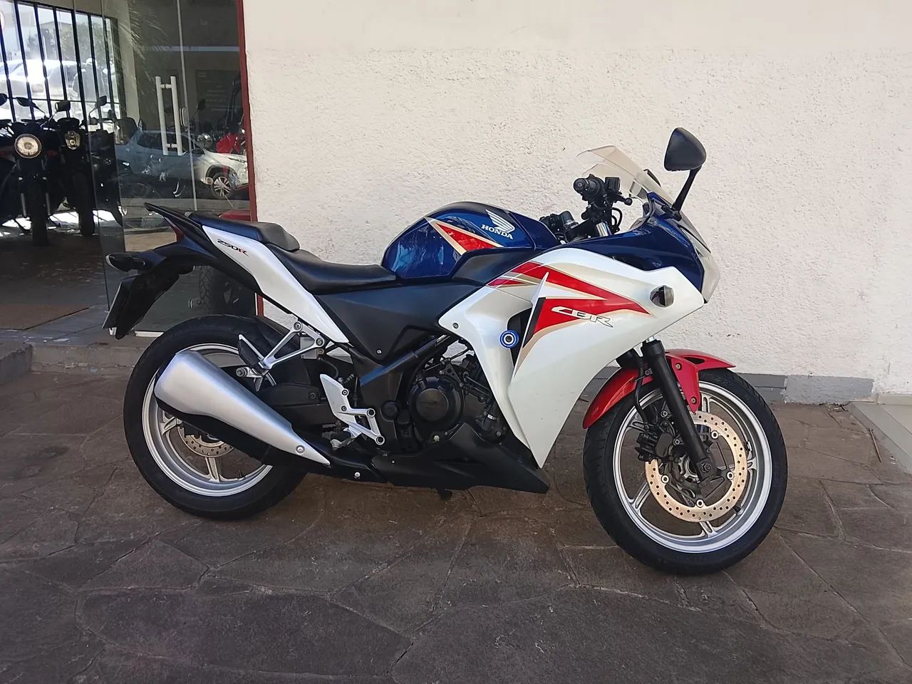 Honda 250r 2012 - 1491113321 | OLX