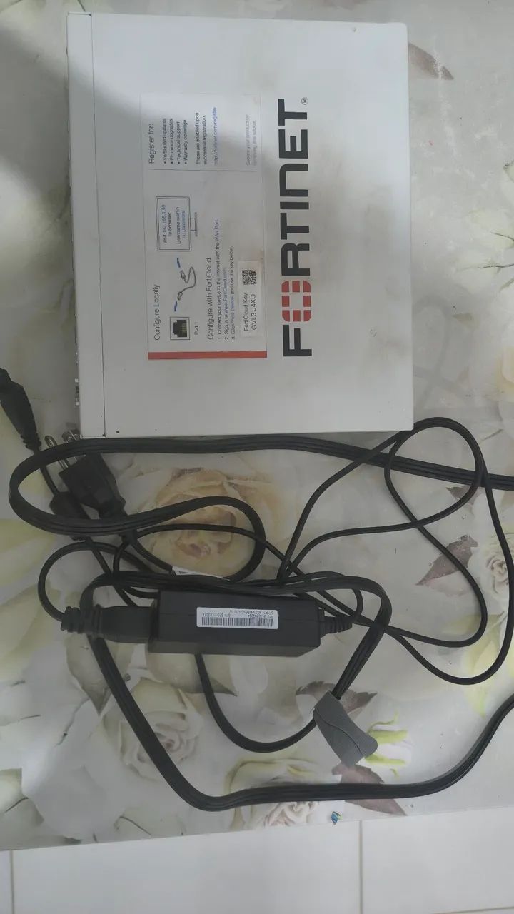 Firewall Fortinet 80E - Foto 2