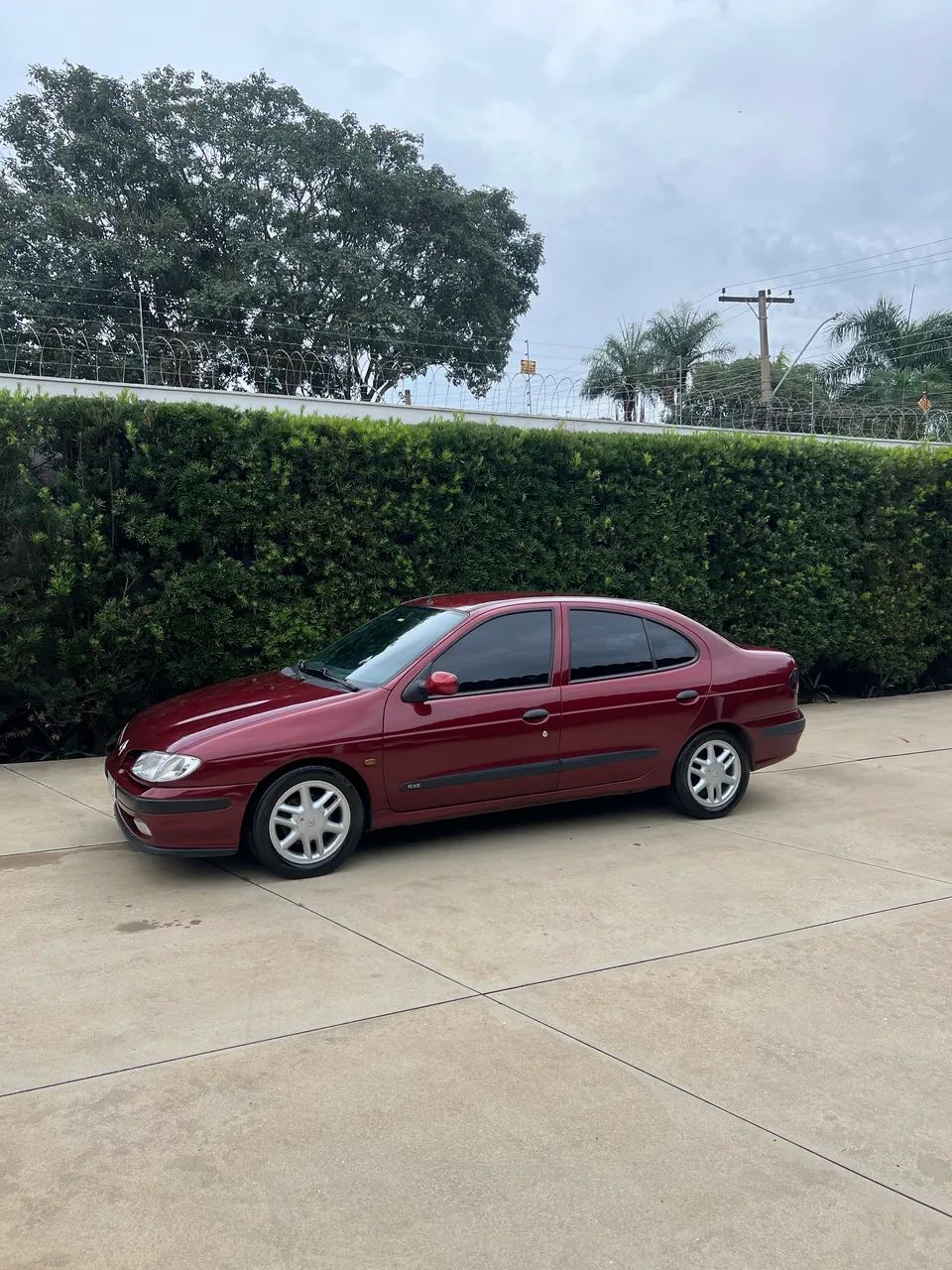 Renault Megane Megane Sedan RXE/Egeus 2.0 1999
