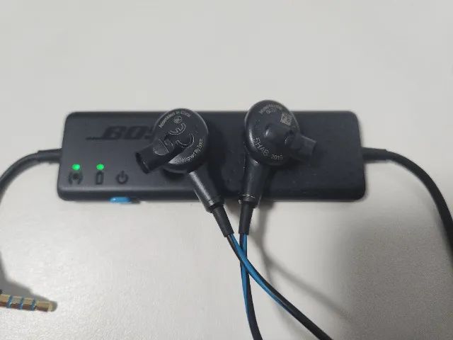 Fone Bose Qc20 Quietcomfort 20 - Excelente - Foto 3