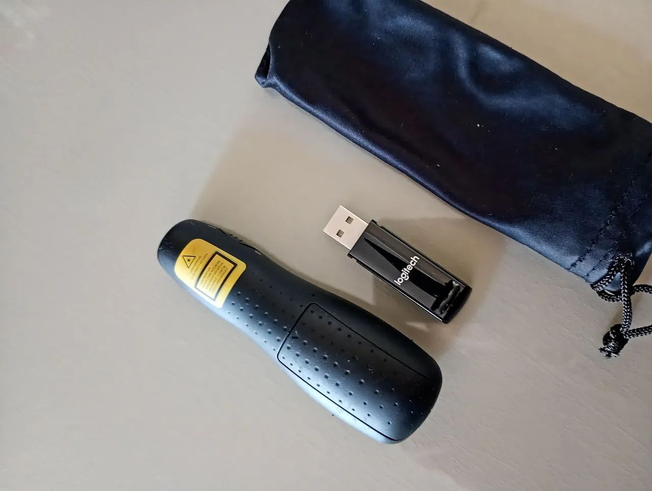 .Apresentador Sem Fio USB Logitech R400 Original <br>  - Foto 3