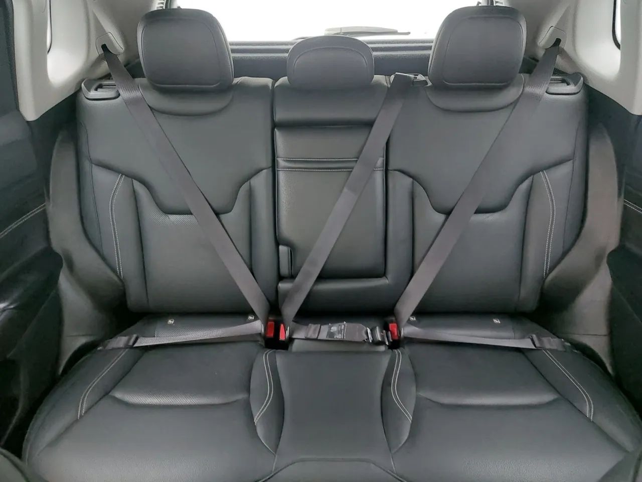 Jeep Compass LONG. T270 1.3 TB 4x2 Flex Aut., foto 18 de 18
