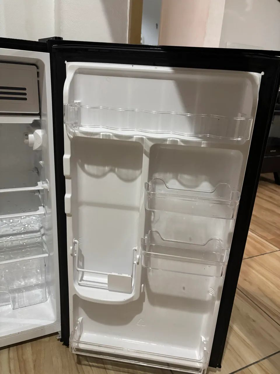 Frigobar Electrolux  - Foto 4