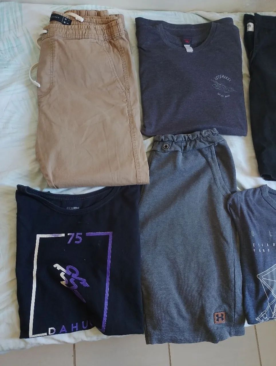 Vendo roupas em ótimo estado