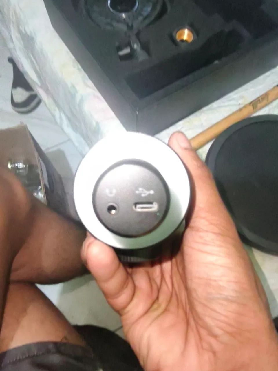 MICROFONE PROFISSIONAL FIFINE-K658 SEMI-NOVO NA CAIXA - Foto 2