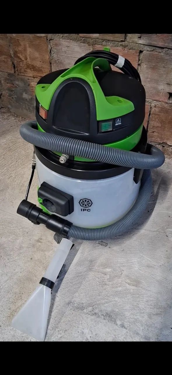 Extratora da  IPC para limpeza de estofados e carpetes. - Foto 4