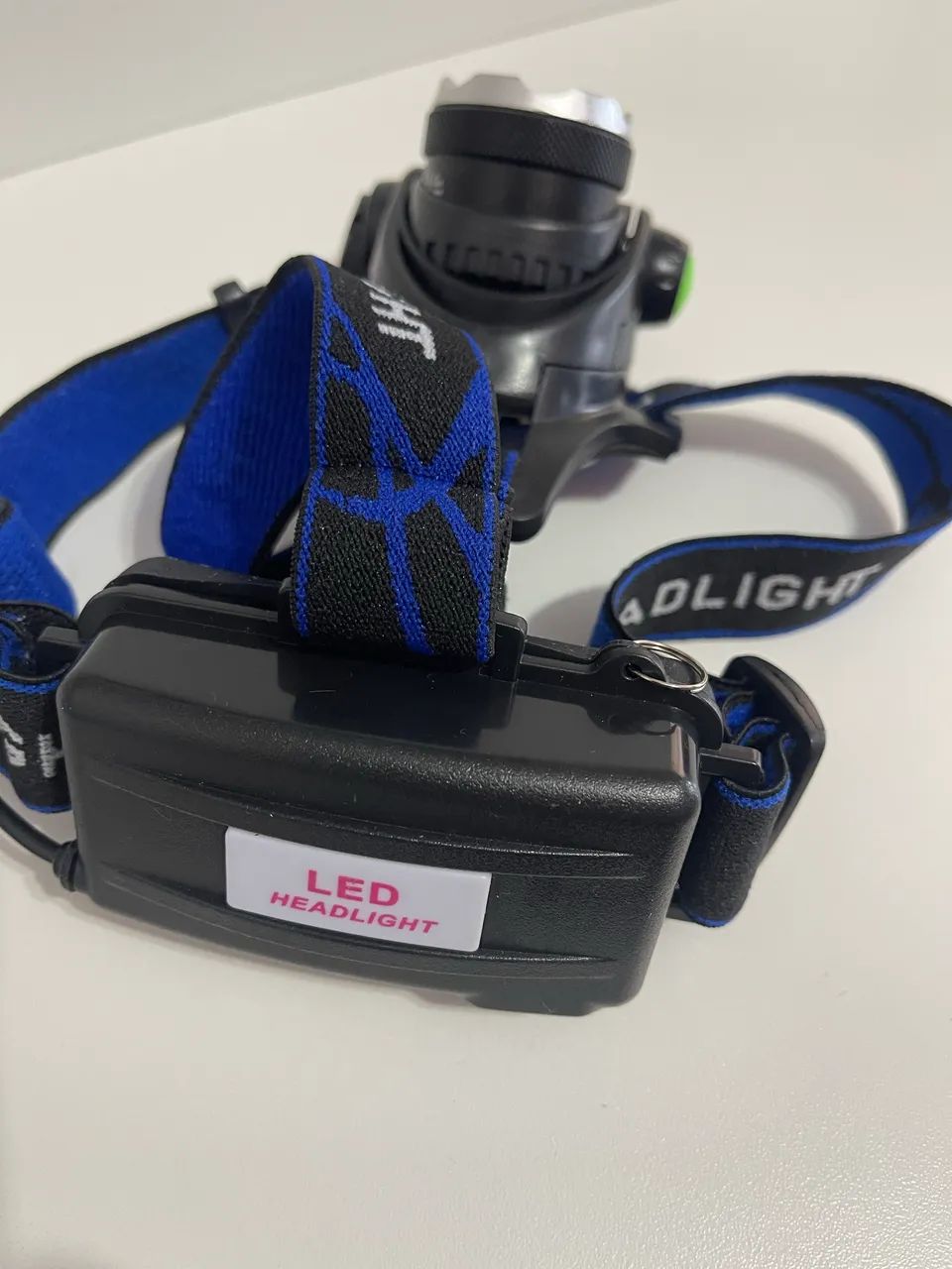 Lanterna de cabeça a pilha Led Head Light - Foto 4
