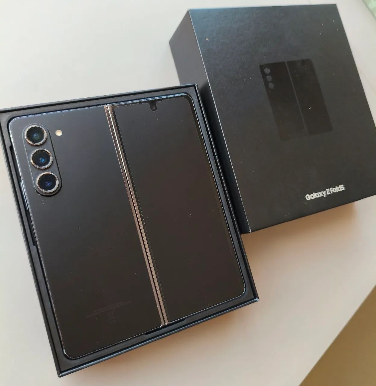 SAMSUNG GALAXY Z FOLD 5 1TB COMPLETO (VENDO OU TROCO) - Celulares