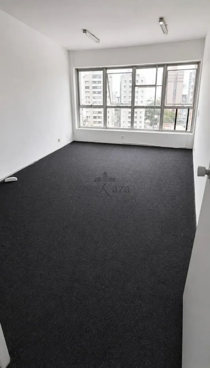 Sala Comercial com 35 metros quadrados em Centro - São José dos Campos - SP - Foto 2
