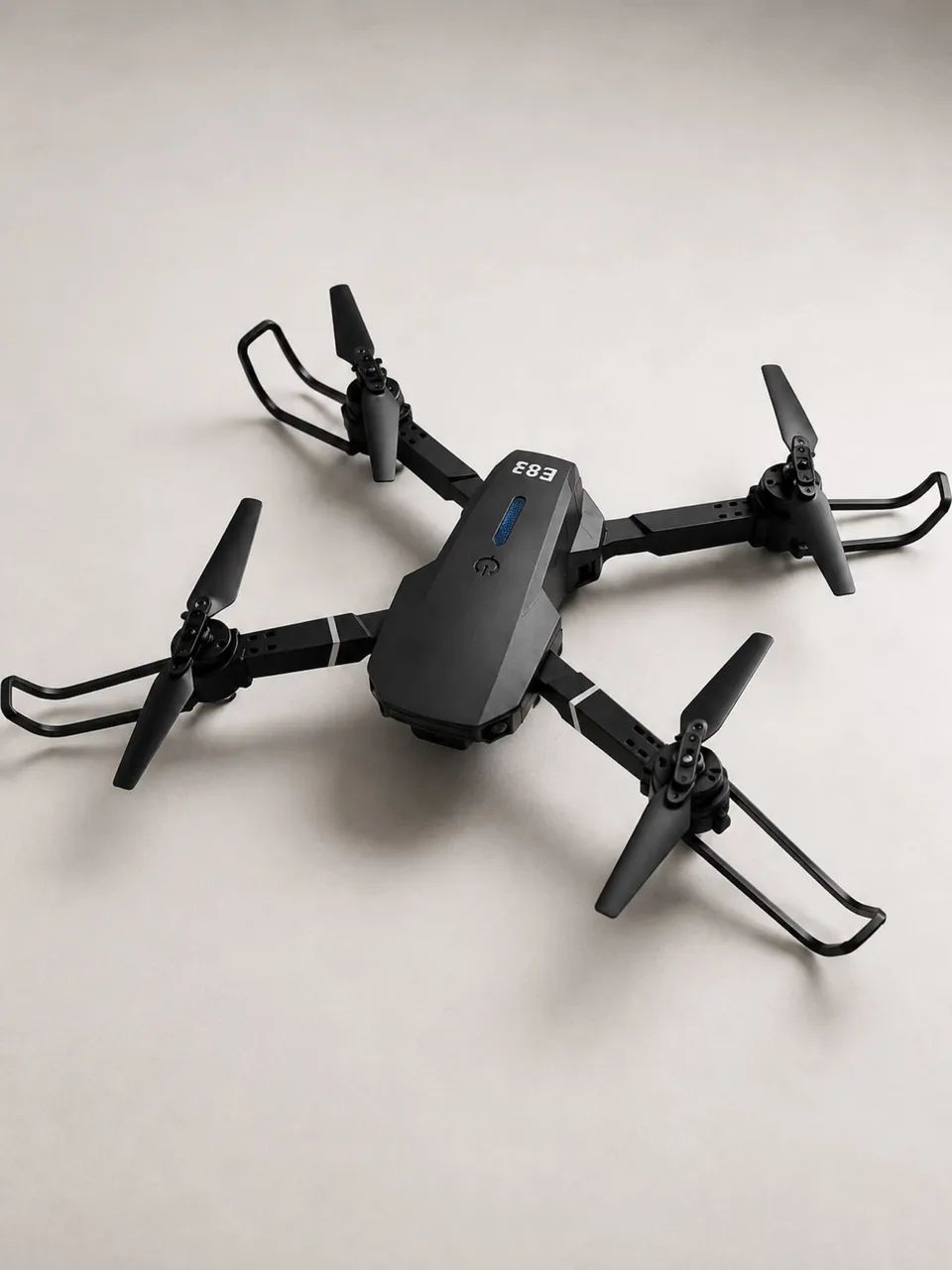Drone E88 com Câmera  - Foto 2