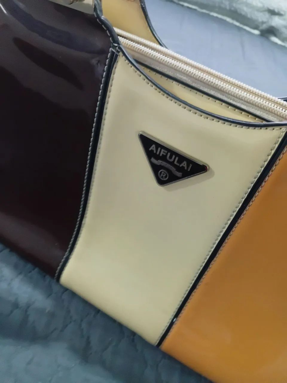 BOLSA DE MÃO