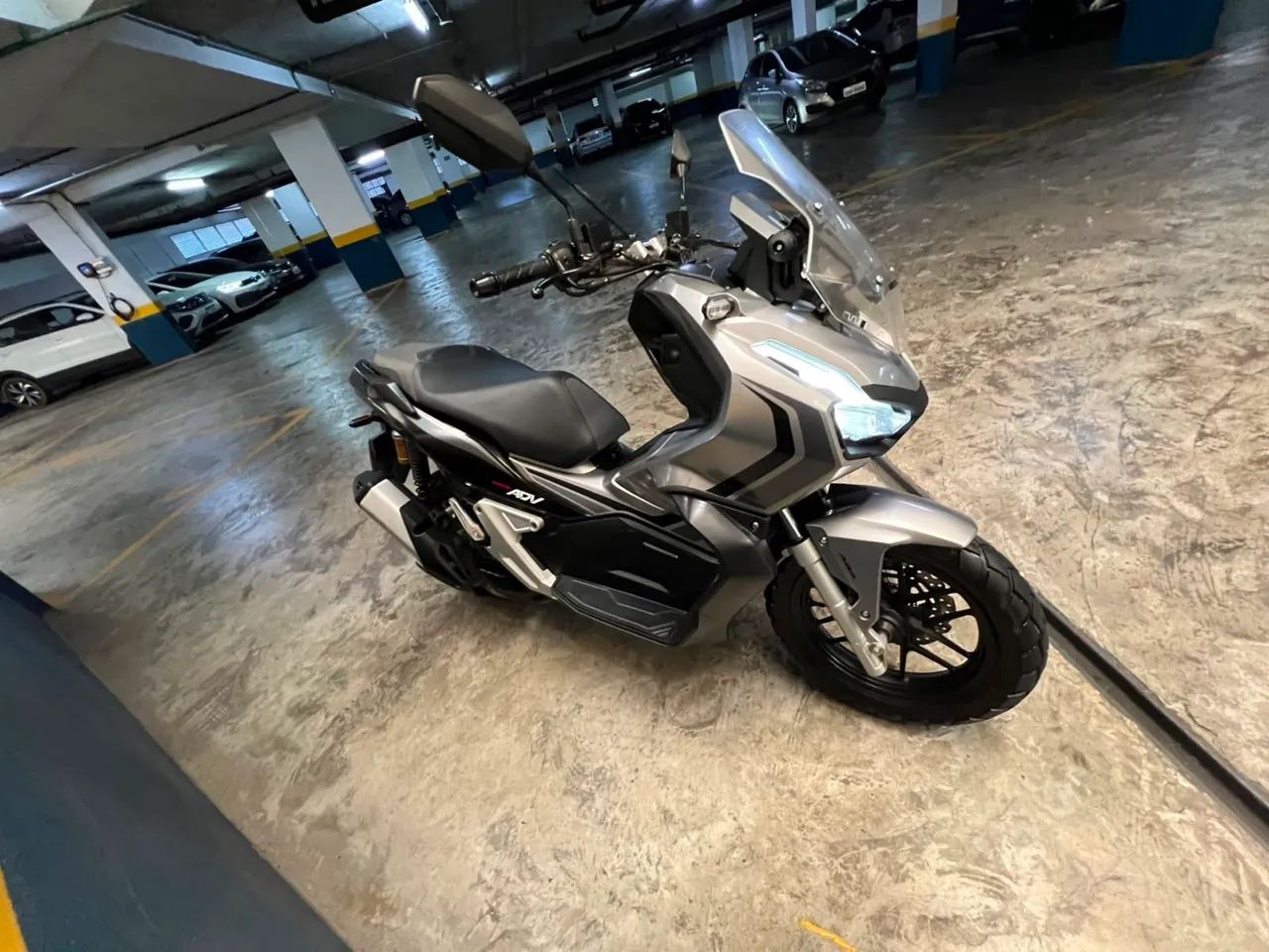 ADV  150 cinza  - Foto 4