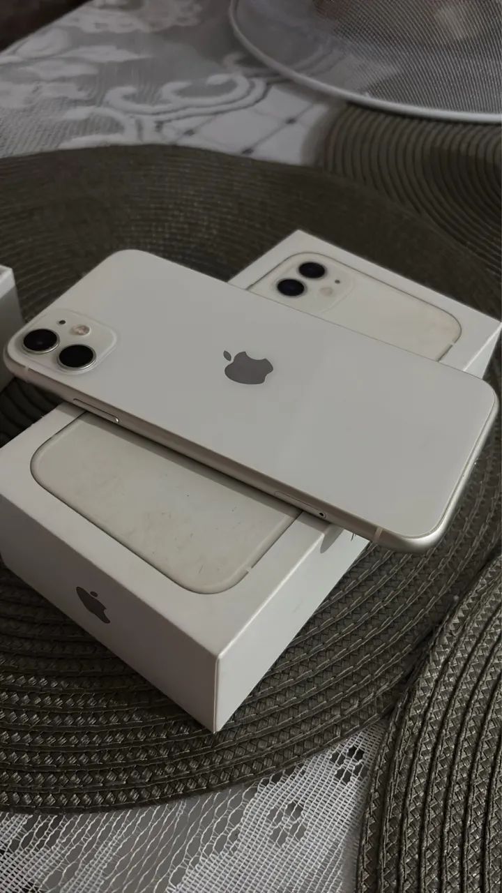 iPhone 11 64 GB  - Foto 3