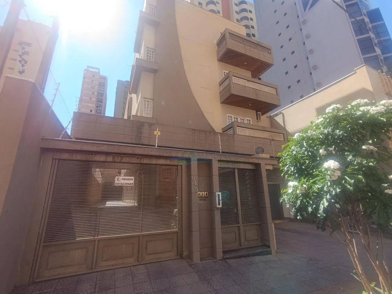 Apartamento com 3 dormitórios para alugar, 150 m² por R$ 3.140,00/mês - Centro - Londrina/