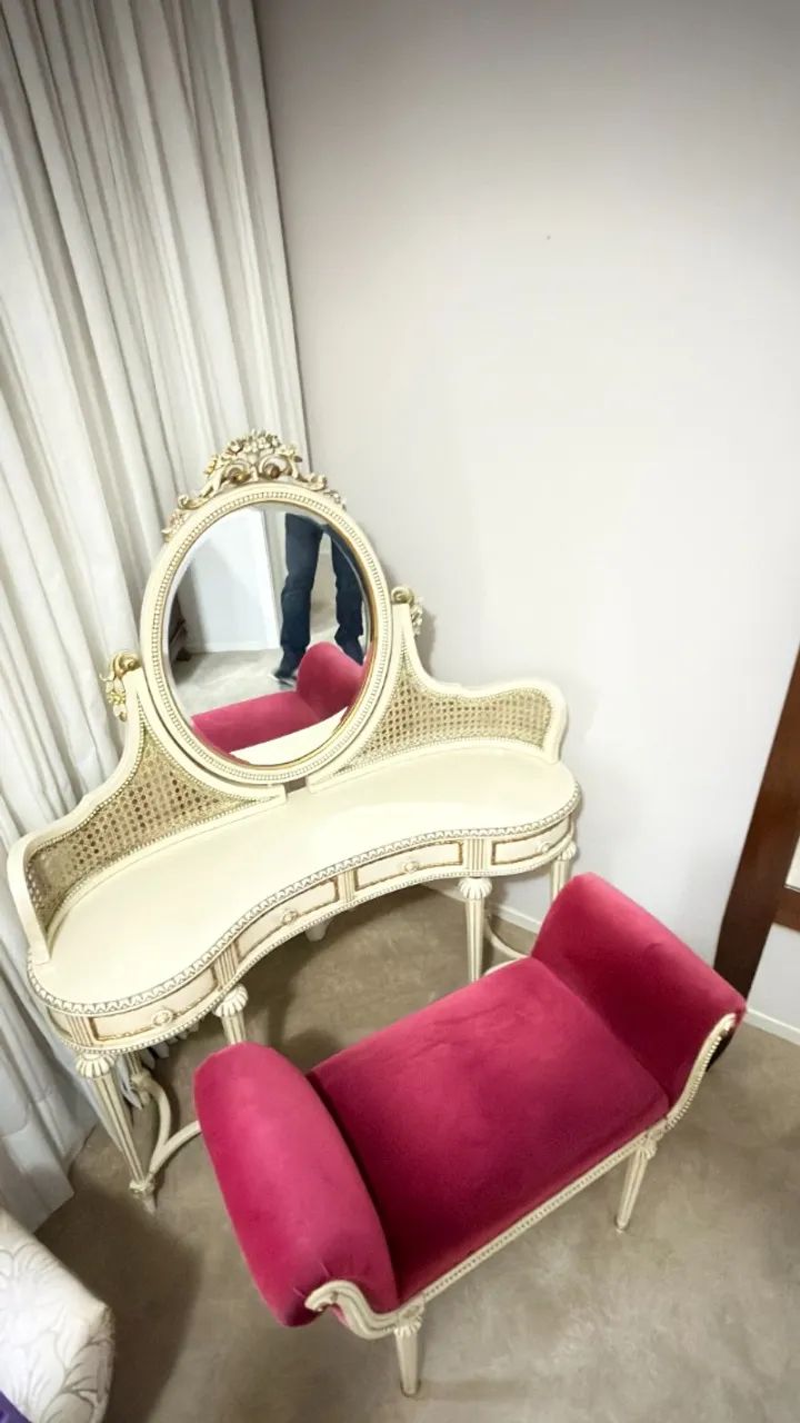 Conjunto de quarto em estilo Luís XV/Neoclássico - Foto 3