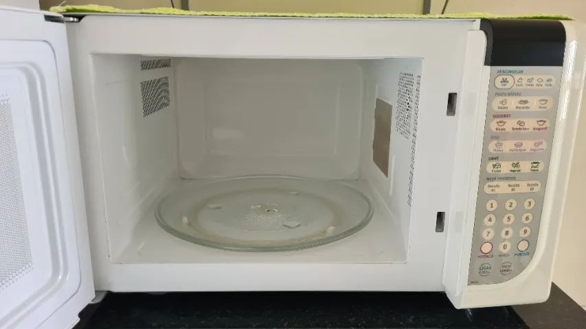 Micro-ondas Electrolux 31L - Foto 2