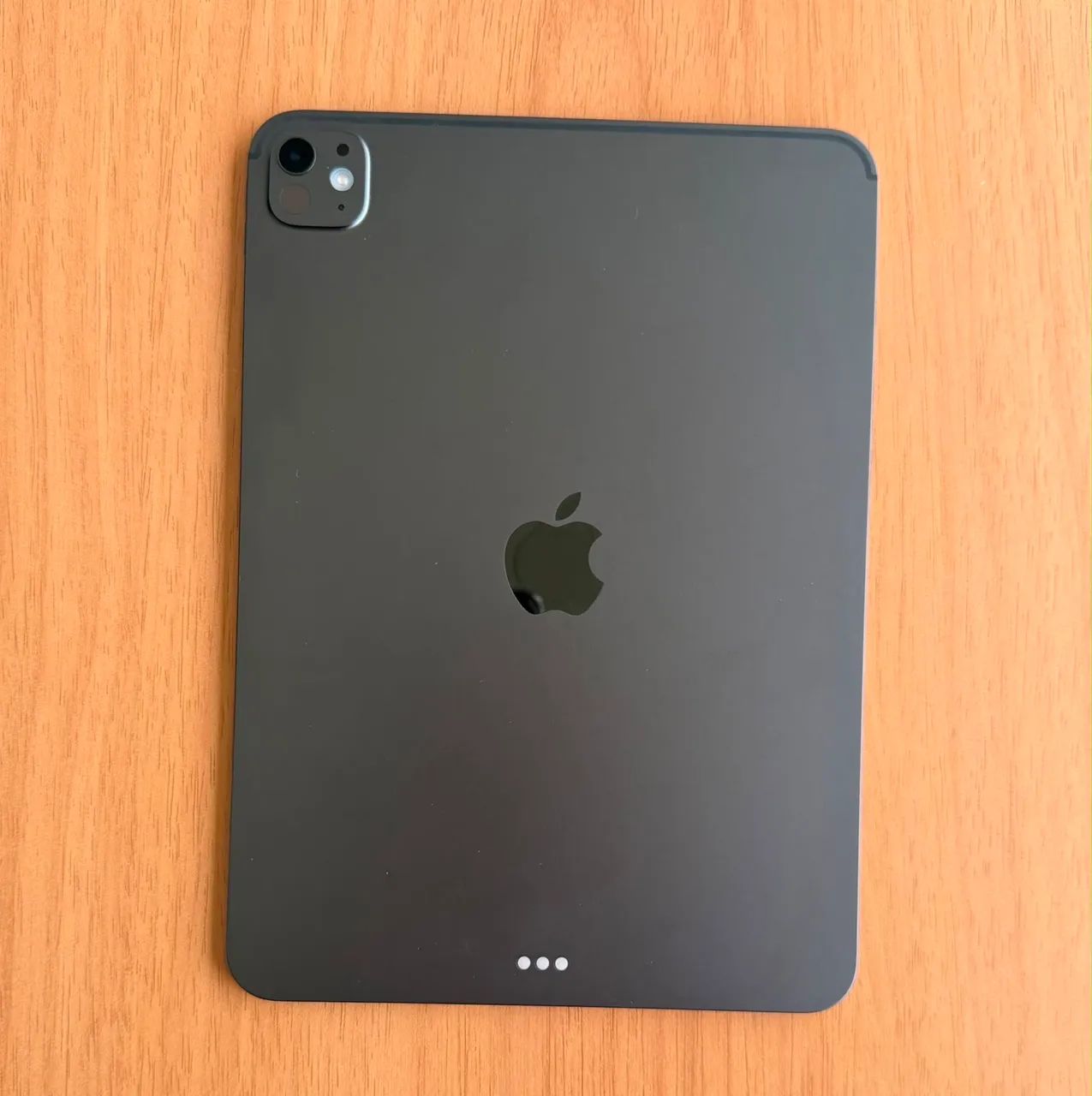 iPad Pro m5 versão celular 11 polegadas - @gbstore071