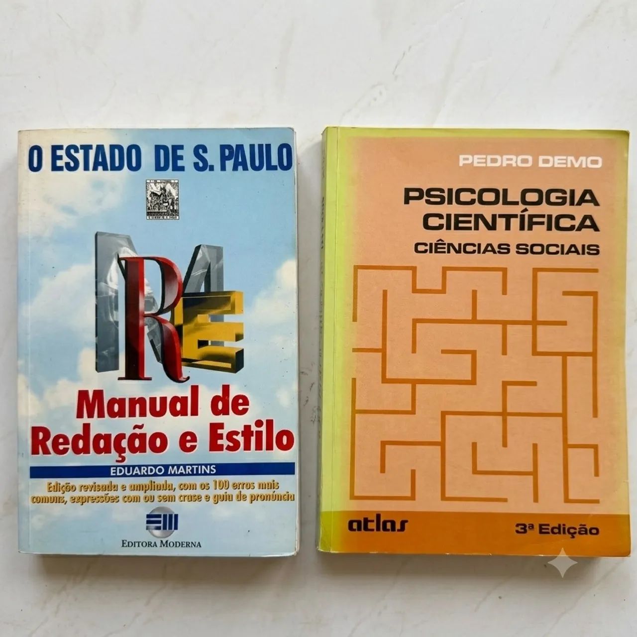 Livros: Manual de Redação e Estilo e Psicologia Científica 
