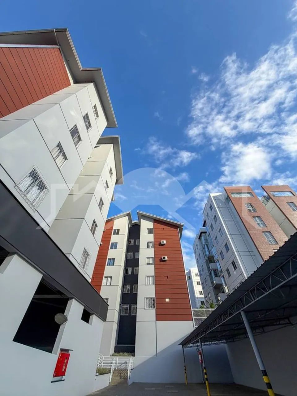 Apartamento Elevador 2 dormitórios, bairro Floresta Joinville - Foto 2