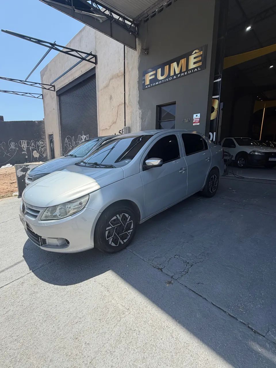 Volkswagen Voyage VOYAGE TREND 1.6 Mi Total Flex 8V 4p 2010