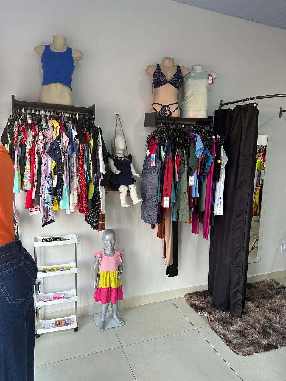 Vendo loja de roupa masculina, feminina e infantil  - Foto 3