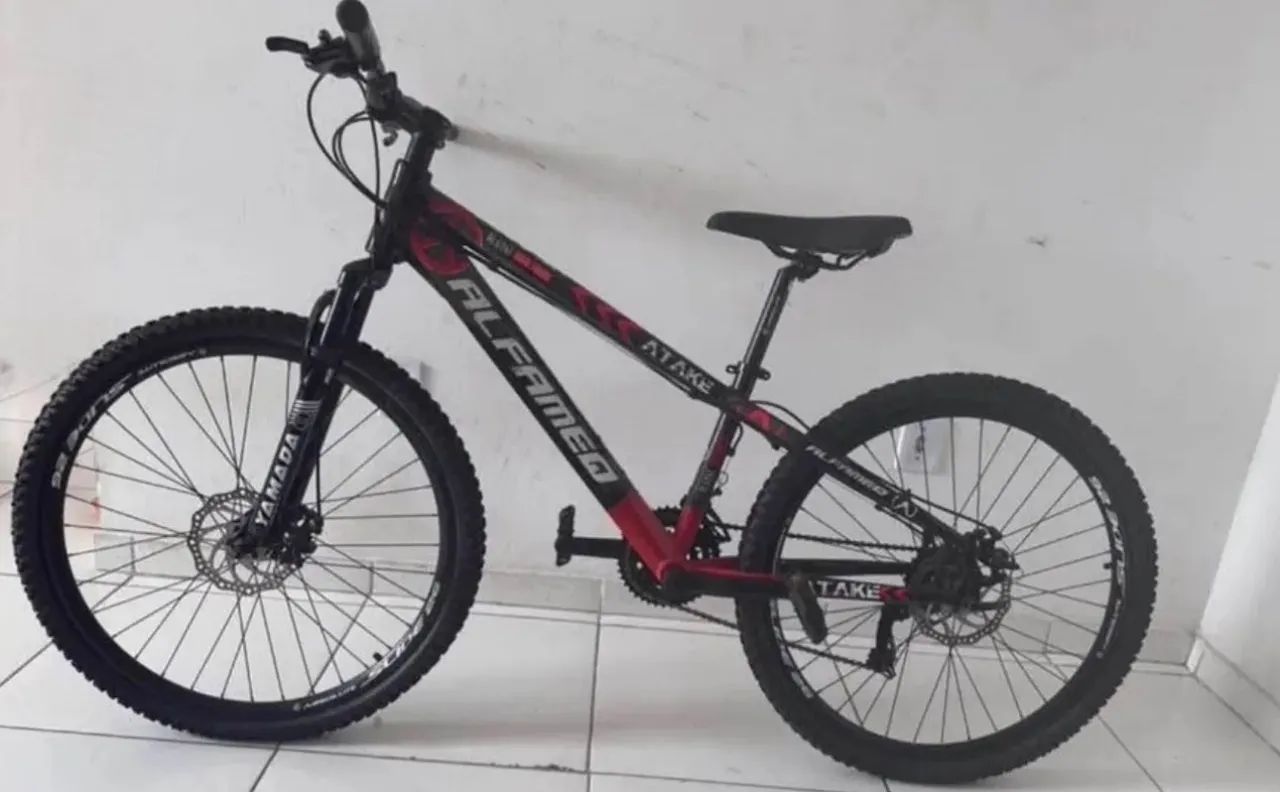 BICICLETA MTB ARO 26 - FREIO A DISCO E SUSPENSÃO - Foto 2