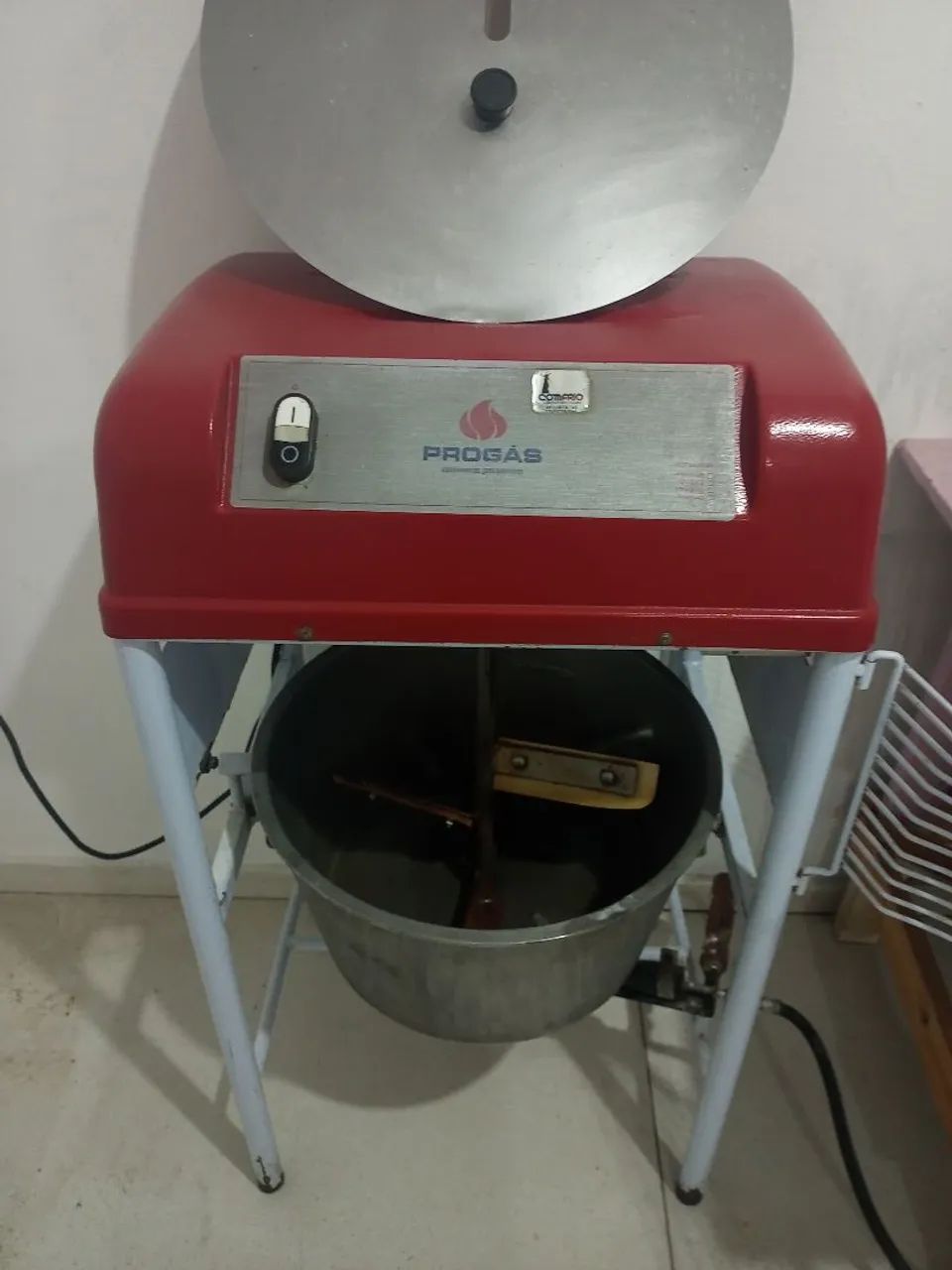 Kit modeladora de salgados e masseira  - Foto 2