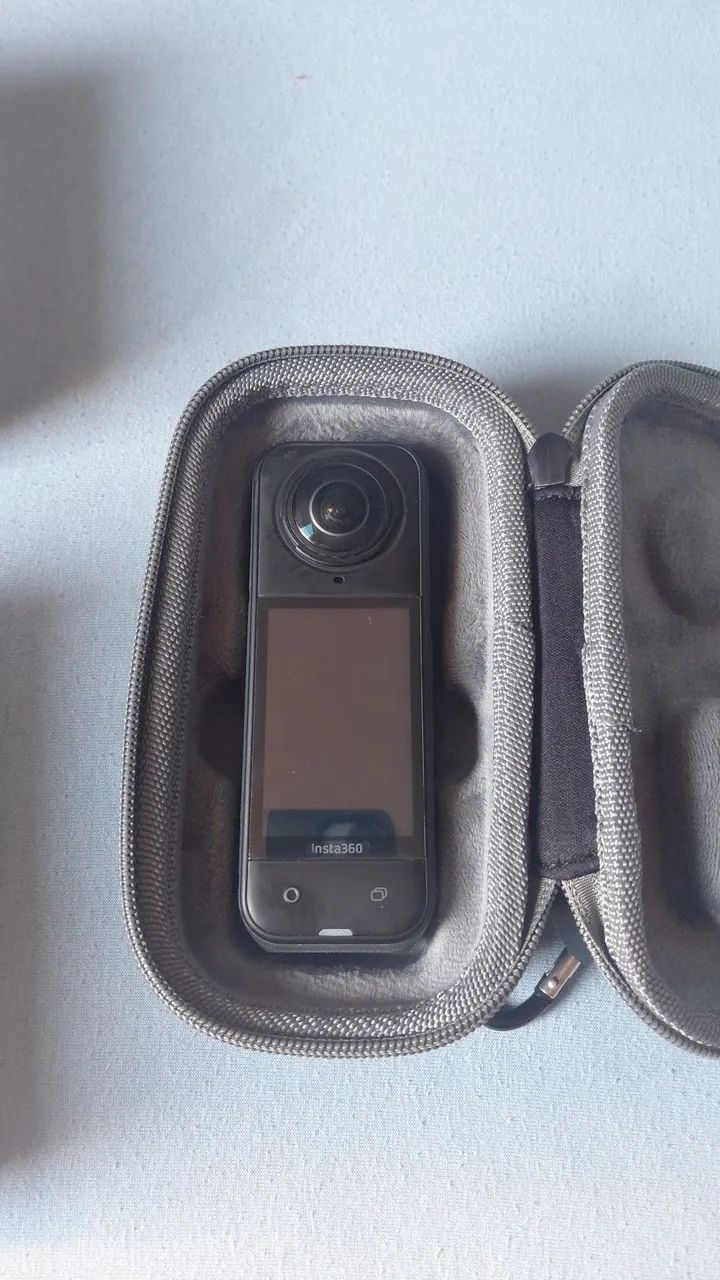 Insta 360 X5