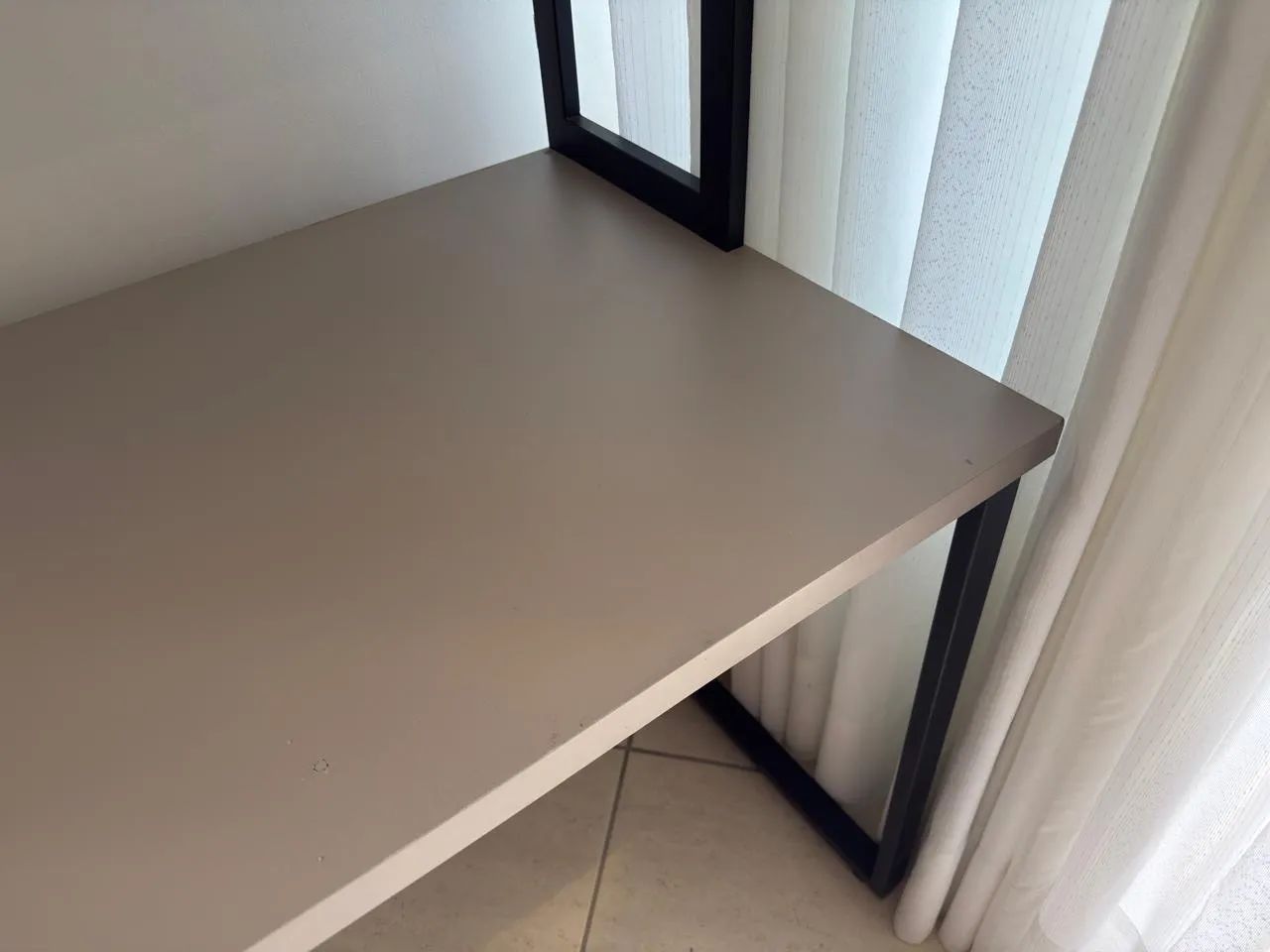 Escrivaninha/estante  - Foto 4