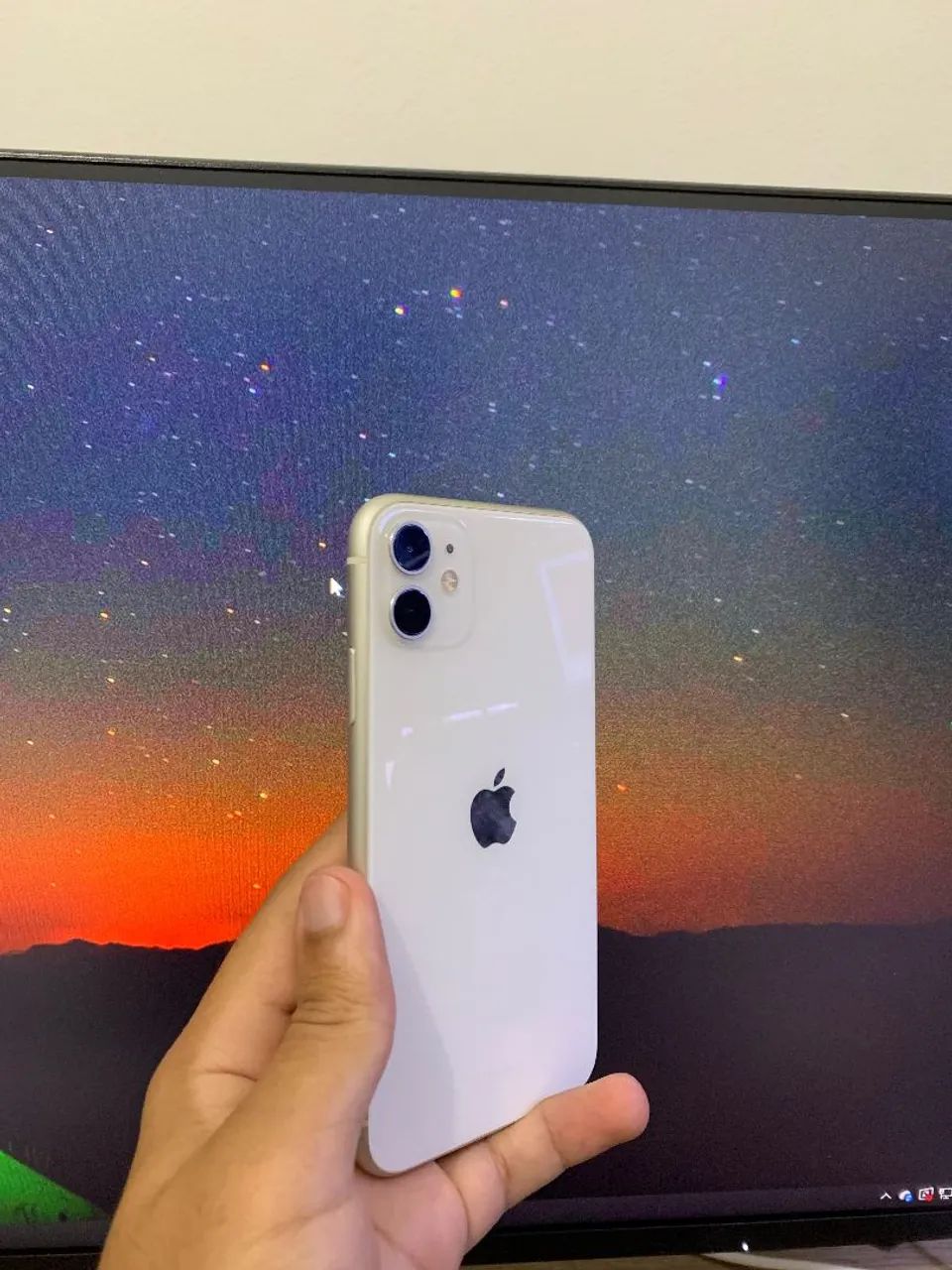 iPhone 11 128 na cor branca - Foto 4