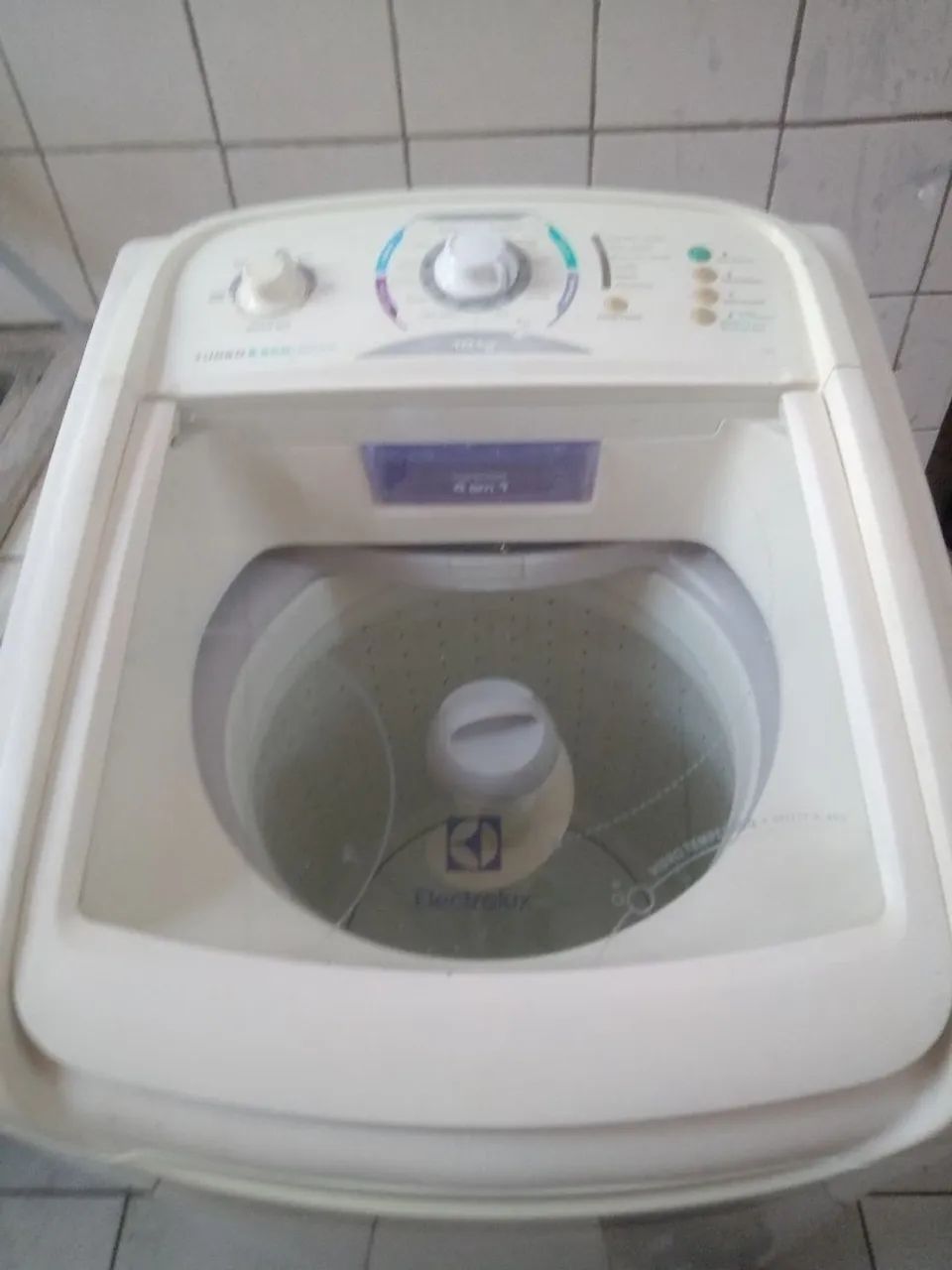 Máquina de Lavar 10 kilos Electrolux 