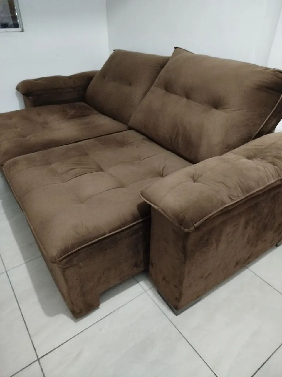 Vendo sofá retrátil 4 lugares cor marrom - Foto 2