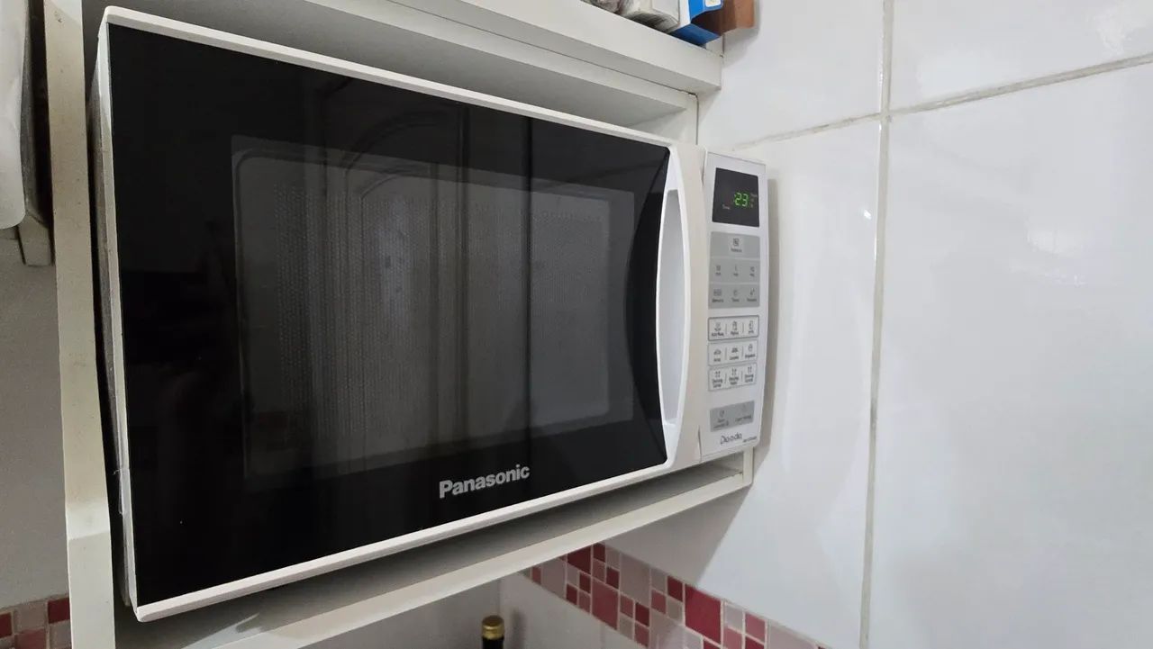 Microondas 21 L