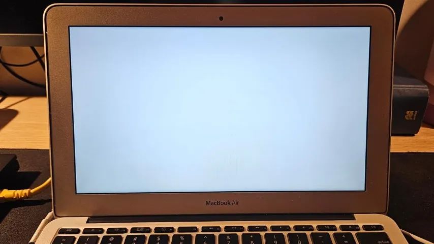 MacBook Air 11" A1370 para reparo - Foto 2