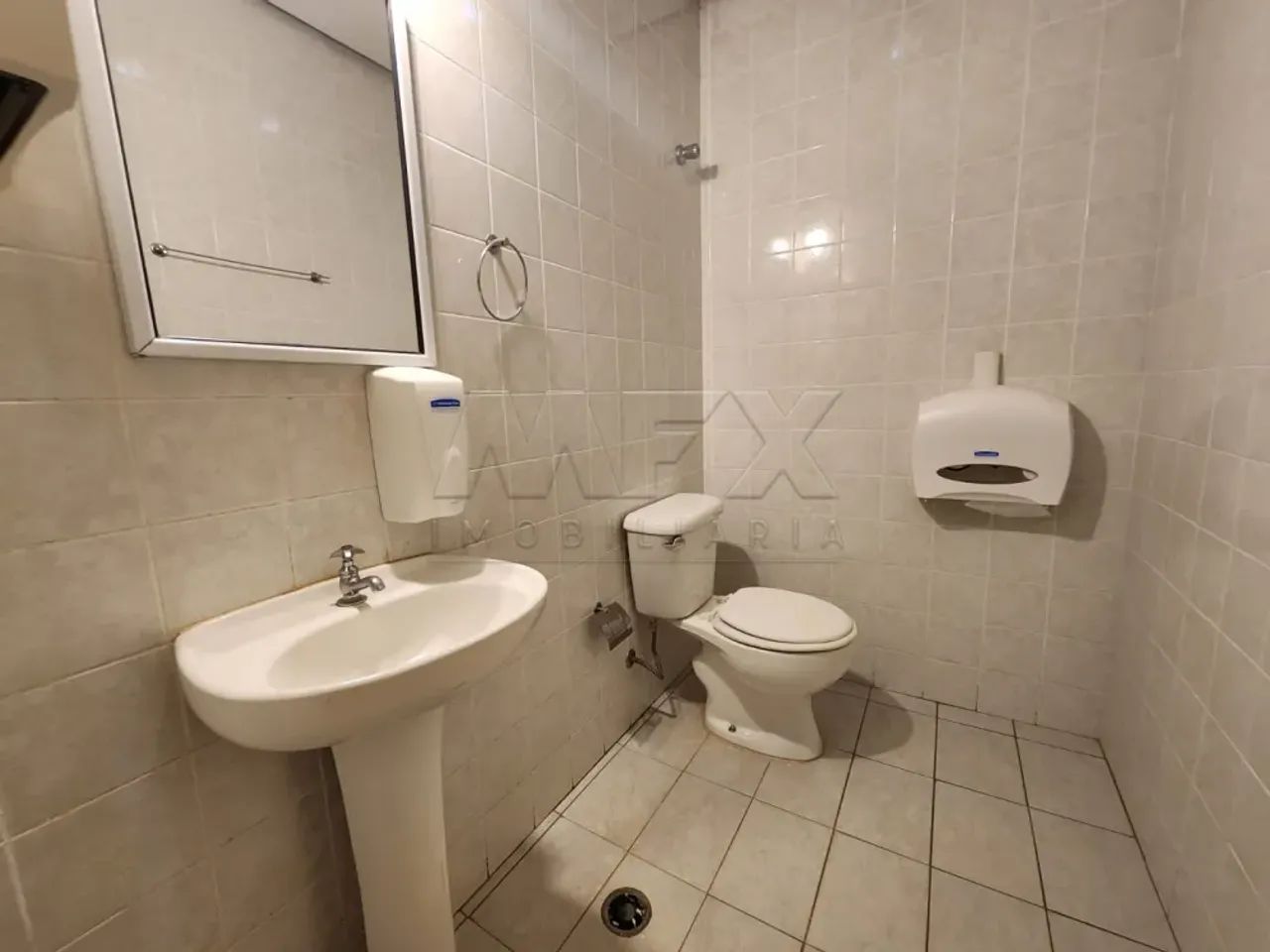 Galeria Comercial Trianon / salas - Foto 4