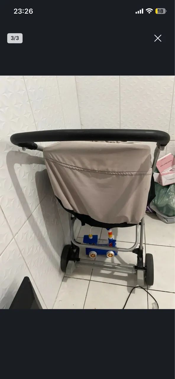 Carrinho de bebê e bebê conforto  - Foto 2