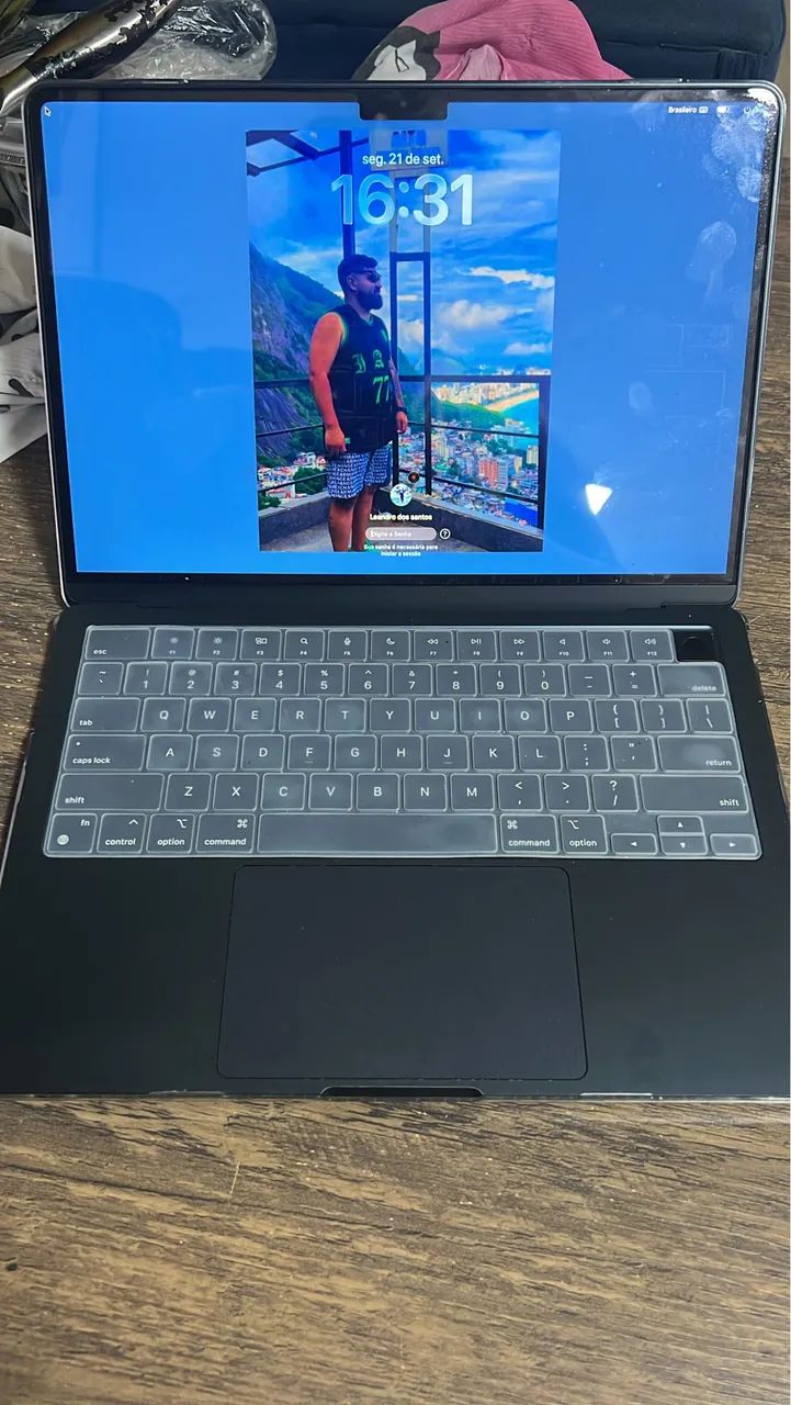 MacBook Air M2 - Foto 3