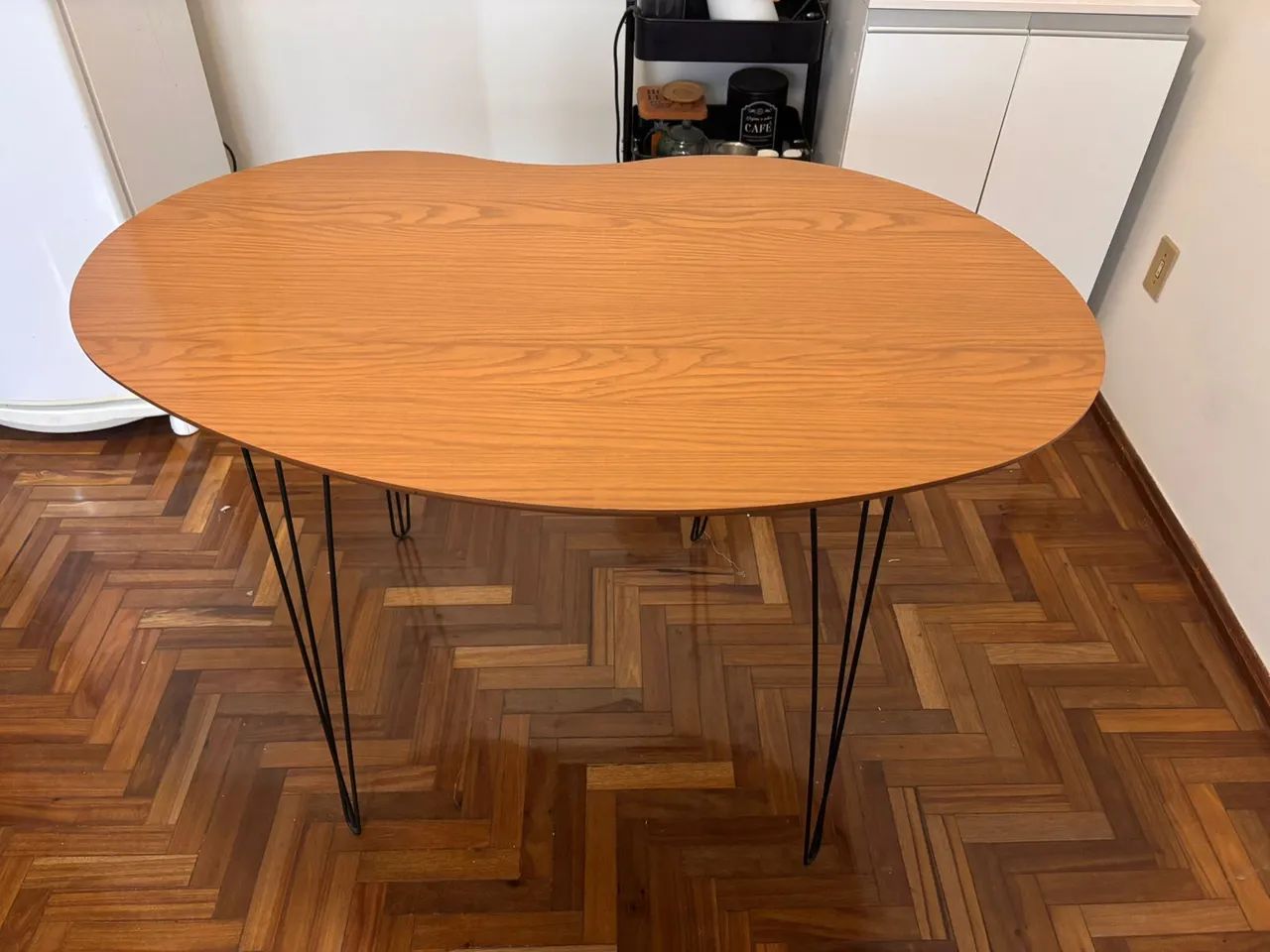 Mesa de jantar, pouco usada