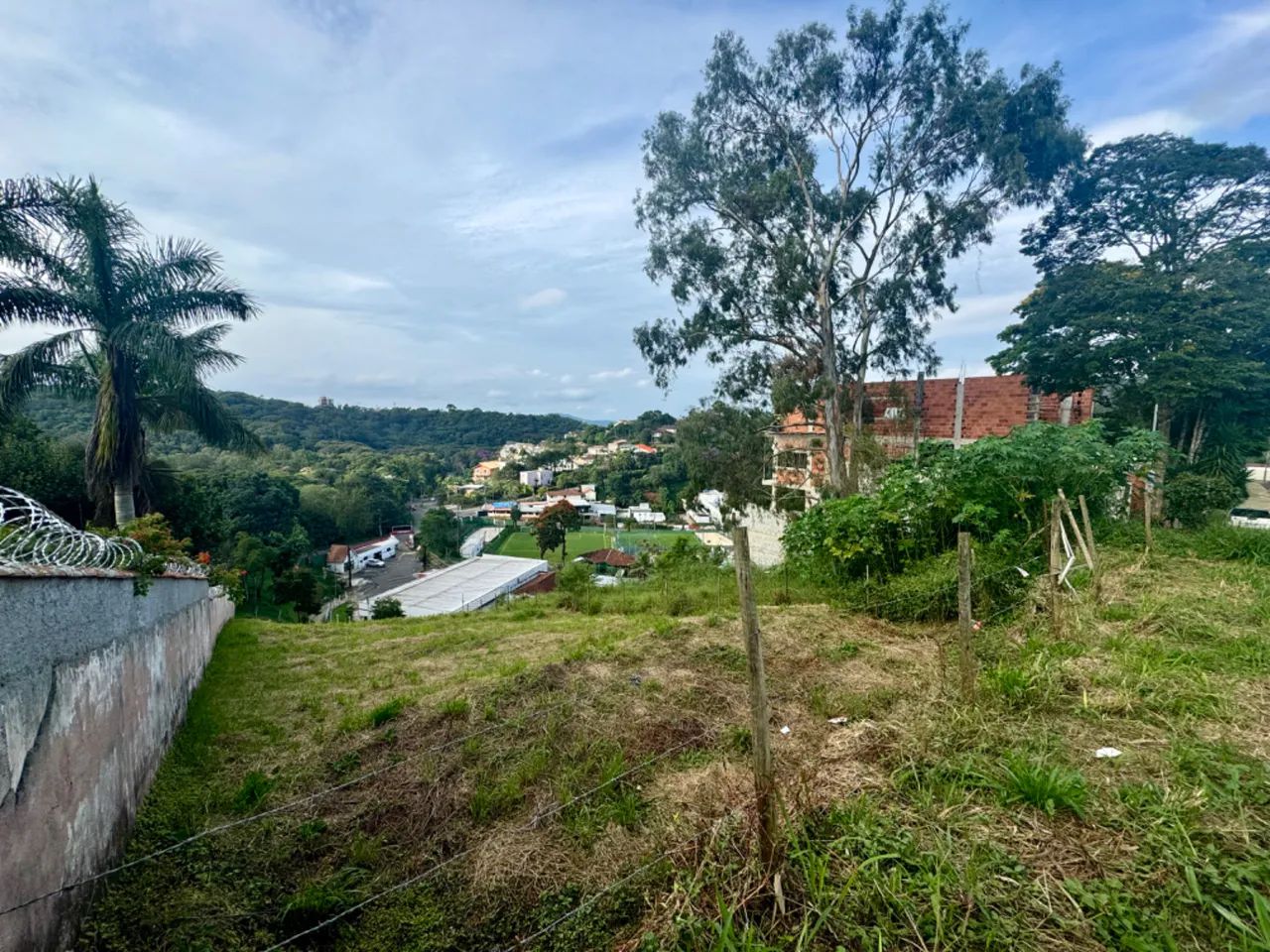 Terreno no Parque Alto