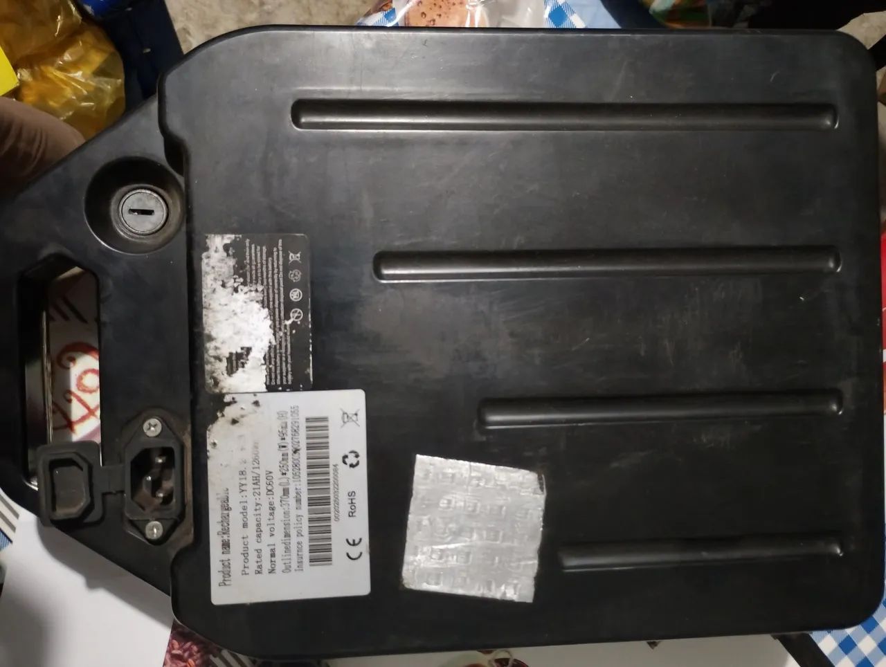 Bateria de scooter 60v 21ah o conector tá ruim  - Foto 3