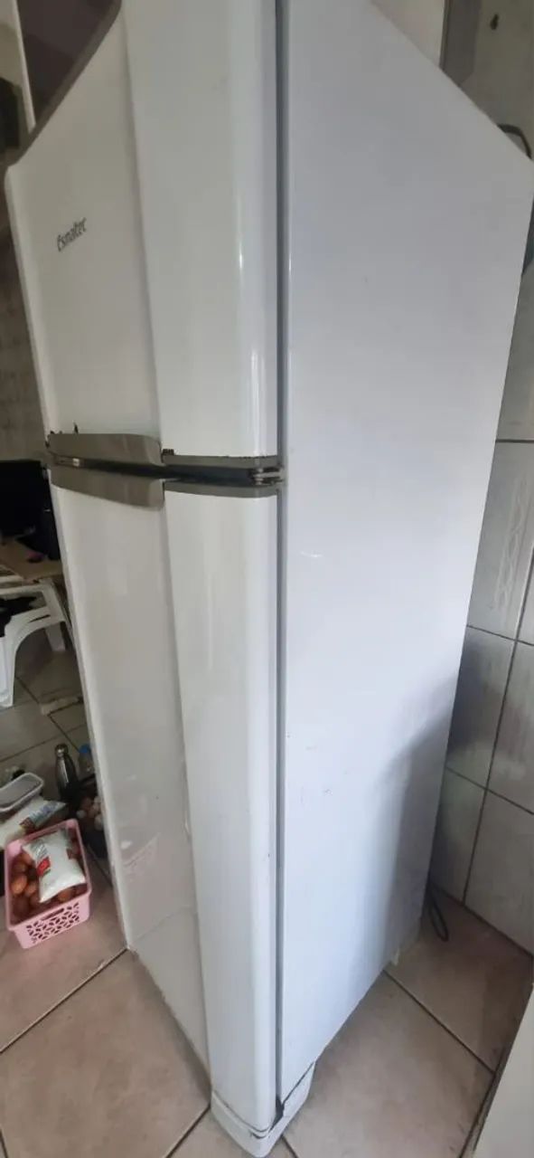 MÁQUINA DE CONGELAR E CONSERVAR ALIMENTOS - Foto 2